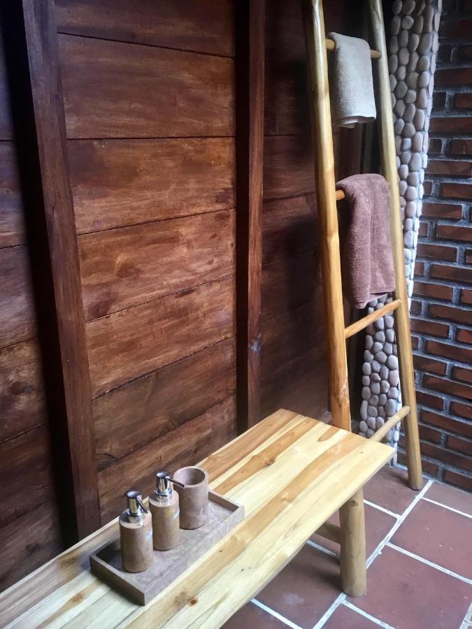 Alas Arum Ecolodge Selemadeg Exteriör bild